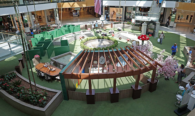 CAÇA AOS OVOS NO PAÍS DAS MARAVILHAS