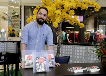HOMENAGEM NA PRAÇA CENTRAL