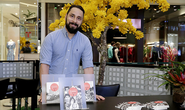 HOMENAGEM NA PRAÇA CENTRAL