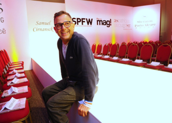 “ESTAMOS COMEÇANDO UMA PÁGINA EM BRANCO”