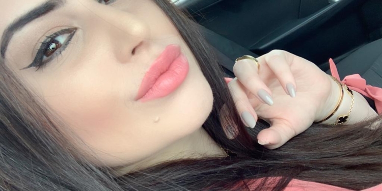 Mariana De’Carli vai lançar a London Republic Cosmetics, uma linha de maquiagem sexy e pra quem tem estilo próprio