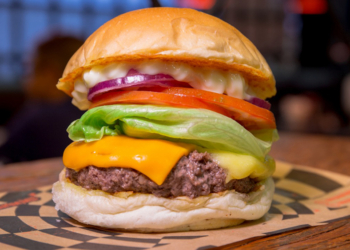 Geléia hamburgueria artesanal inaugura a primeira loja em shopping