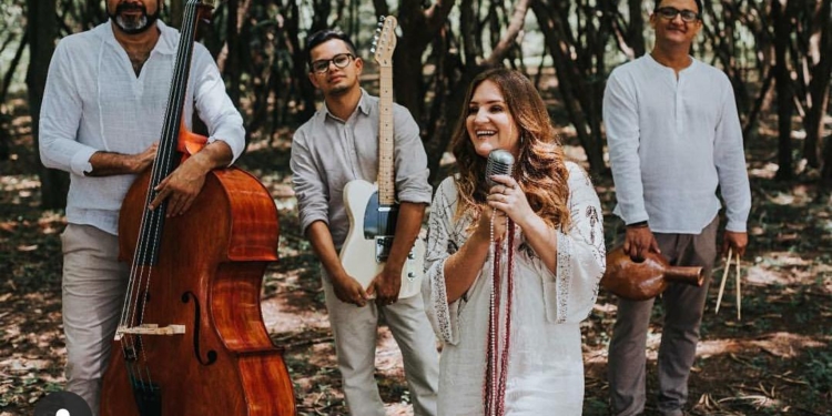 Sauz promove sarau ao som de Patrícia Medeiros e Quarteto, com menu especial