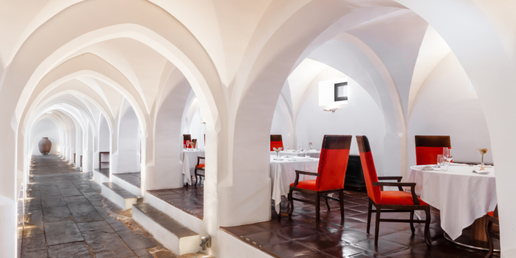 Selecionamos restaurantes de hotéis mundo afora que você não pode deixar de conhecer