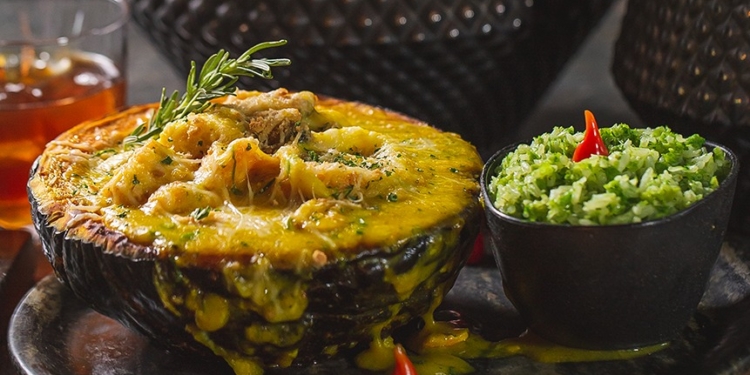 Caldeirada de frutos do mar é o prato especial de setembro no Nikkei Brasília