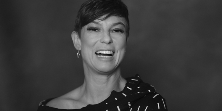 Embaixadora da Paz, Maria Paula, ex-Casseta e Planeta, promove ato simbólico no Jardim Botânico