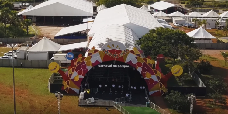 POR TRÁS DO CARNAVAL. R2 Produções lança seis episódios dos bastidores da produção do “Carnaval no Parque”