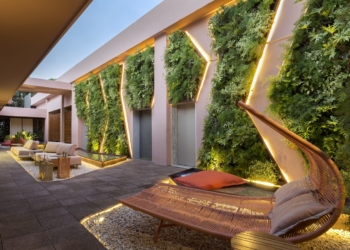 Ambiente “Estar Lá Fora” evidencia os benefícios da natureza na mostra CASACOR Brasília