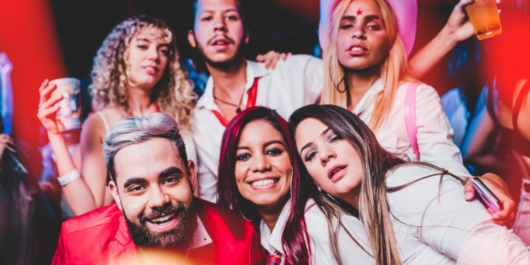 2ª edição da Festa Throwback edição Disney chega com quatro DJs no Outro Calaf