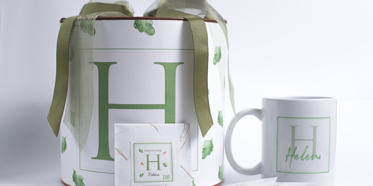 Paper designer Fabiani Christine cria presentes com elementos únicos para o Dia dos Professores