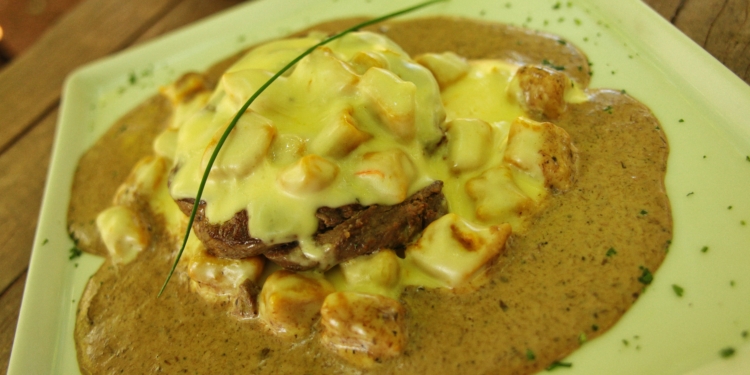 Santé 13 celebra aniversário com prato tradição e sugestão especial do chef