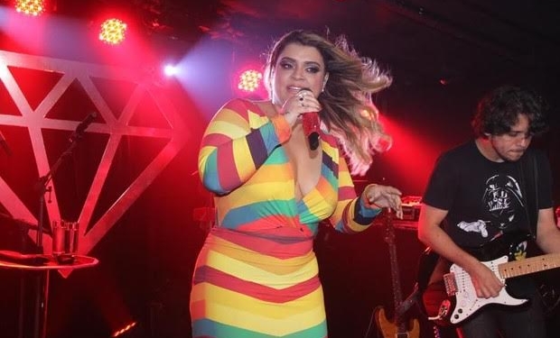 LET’S GO! Preta Gil é atração principal do Station Festival neste sábado