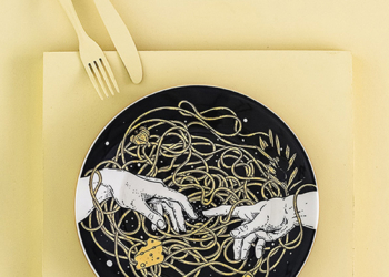 Spoleto celebra 20 anos com coleção de pratos inspirada em obras de artes clássicas da Itália