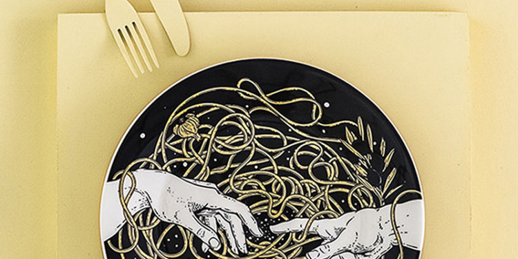 Spoleto celebra 20 anos com coleção de pratos inspirada em obras de artes clássicas da Itália