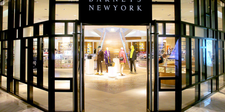 Barneys fecha as portas nos Estados Unidos