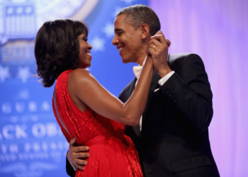 Barack Obama posta sua lista de músicas prediletas de 2019