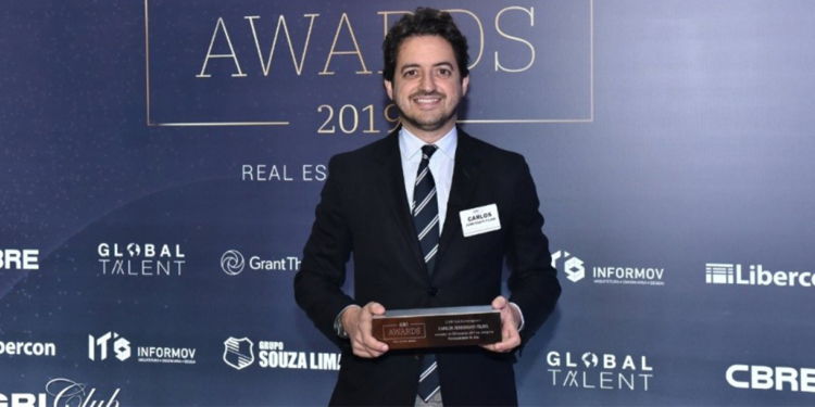 Presidente da Iguatemi ganha prêmio de Personalidade do Ano de 2019 no GRI Awards