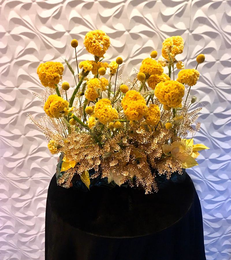 ARRANJOS DE NATAL: floristas da capital criam diferentes opções cheias de estilo ARRANJOS DE NATAL: floristas da capital criam diferentes opções cheias de estilo