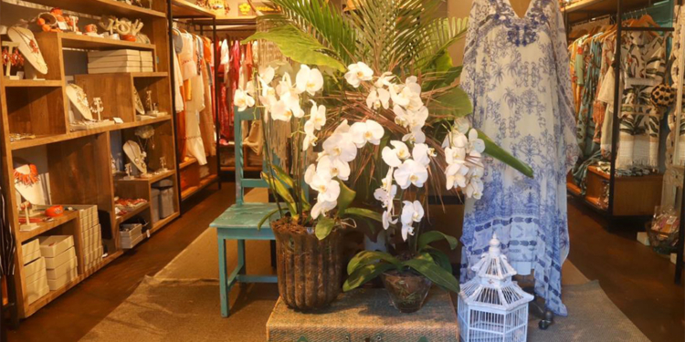 Marcas renomadas fazem as malas para réveillon em Trancoso