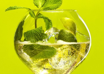 Veuve Clicquot lança três novos drinks clássicos para o verão