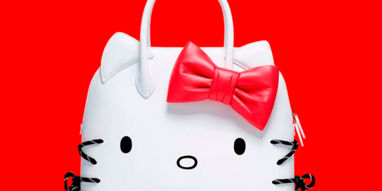 Balenciaga lança coleção de bolsa com Hello Kitty