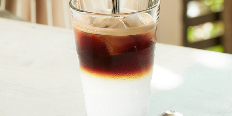 Nespresso ensina preparo de drinks gelados com café