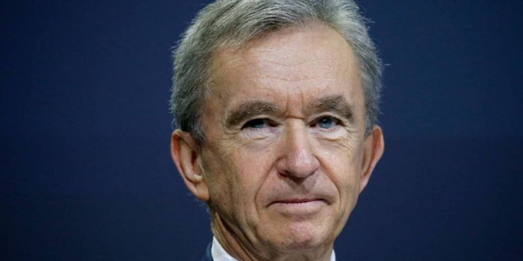 Grupos gigantes da moda LVMH, Kering e Swarovski doam R$ 11,8 bilhões contra coronavírus