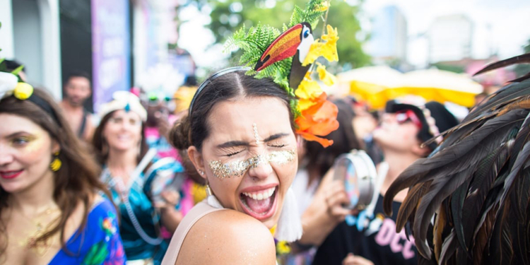 Nutricionistas da Acuas Fitness dão 10 dicas infalíveis para manter o pique na folia