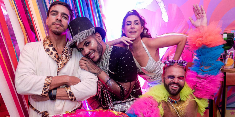 Baile da Arara reúne famosos com tema circense em Santa Tereza