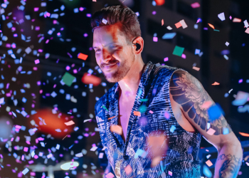 Bloco Eva desfilou pelo Circuito Barra Ondina comemorando seus 40 Carnavais