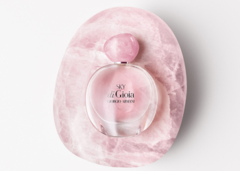Giorgio Armani apresenta a fragrância SKY di Gioia