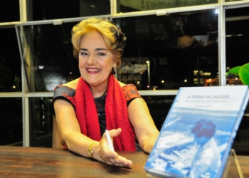 Livro sobre Brasília é lançado na Embaixada do Brasil em Roma