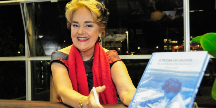 Livro sobre Brasília é lançado na Embaixada do Brasil em Roma