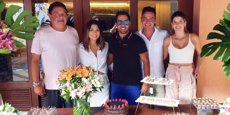 #RESSACADOMIRANDA. Amigos armam surpresa para o RP Thiago Miranda