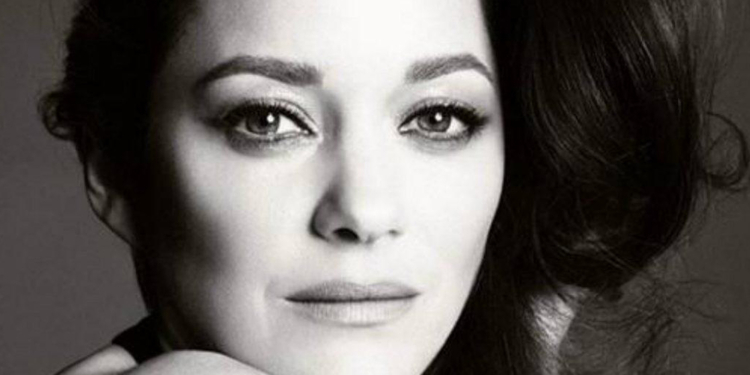 Marion Cotillard é o novo rosto do adorado perfume Chanel Nº5