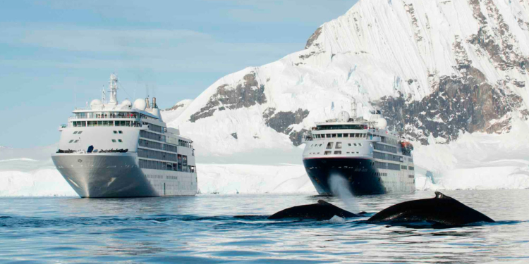 Navio Silver Whisper é o primeiro a visitar a Antártica em um cruzeiro na volta ao mundo