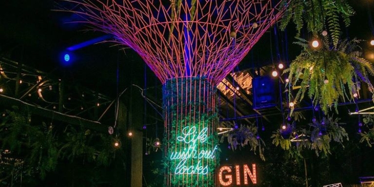 Abrasel lança cartilha sobre como reabrir bares e restaurantes com segurança