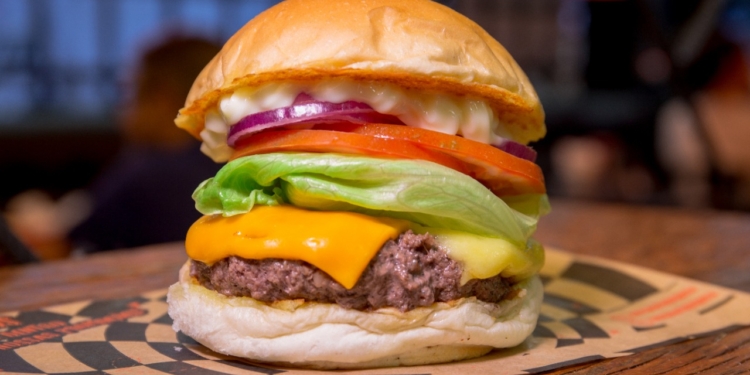 Brasília 60 anos: Geléia doa hambúrguer para pessoas carentes