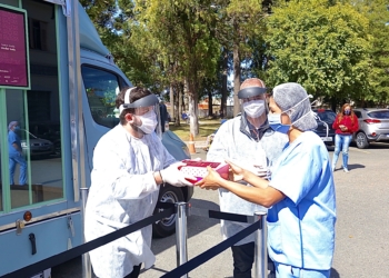 Grupo Boticário garante presente de mães de profissionais de saúde na linha de frente do combate ao COVID-19 no Paraná