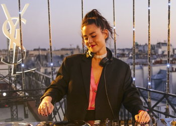 #YSLBeauyClubeVR: YSL Beauté realizou sua primeira festa virtual através da plataforma Zoom