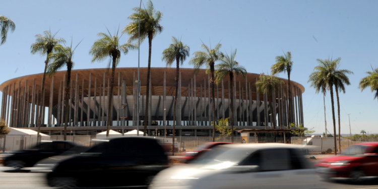 Secretaria de Saúde prepara hospital do Mané Garrincha com 173 leitos disponíveis para pacientes com Covid-19