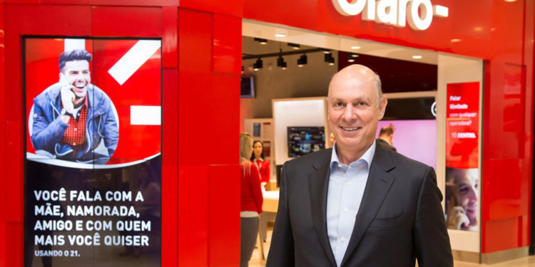 Claro viabiliza acesso à educação básica online para população