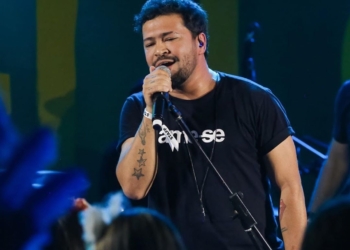 Meolly faz live em apoio ao projeto “Música em Casa, Amor no Prato”