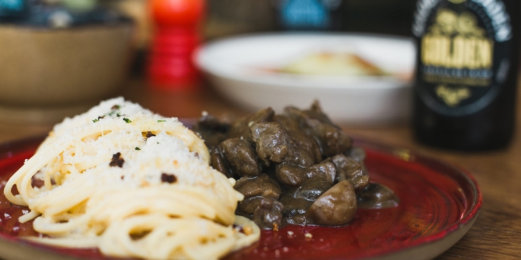 Conheça o delivery do restaurante Rubrio assinado pelo chef Paulo Tarso