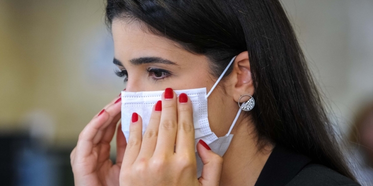 Multa de R$ 2 mil: a partir desta segunda-feira é obrigatório o uso de máscaras no Distrito Federal