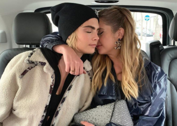 Após dois anos juntas, Cara Delevigne e Ashley Benson terminam relacionamento