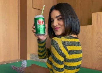 Guaraná Antarctica faz releitura pop de campanha icônica da década de 1990 com Manu Gavassi