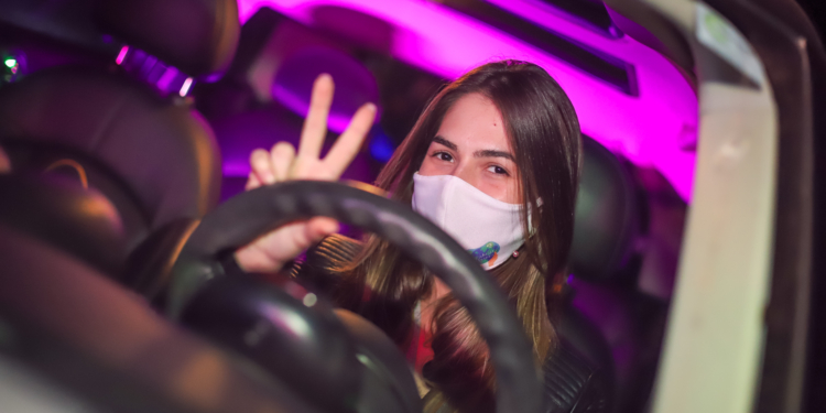 Avant-première: Festival Drive-In estreia reunindo convidados para o clássico “Pulp Fiction”