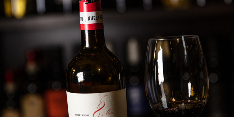 Prepare-se para o frio com filmes, lareiras, cobertas e vinhos!