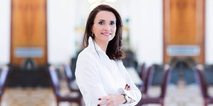 Live: Andréa Natal, diretora-geral do Belmond Copacabana Palace fala sobre eventos, moda e beleza